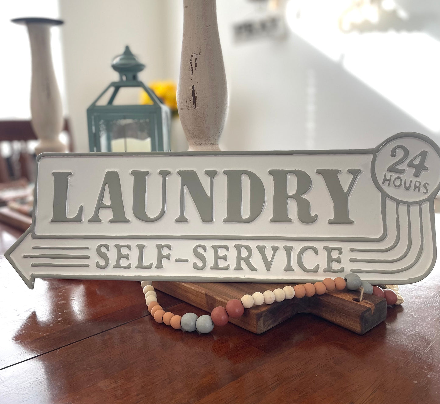 Retro Laundry Sign